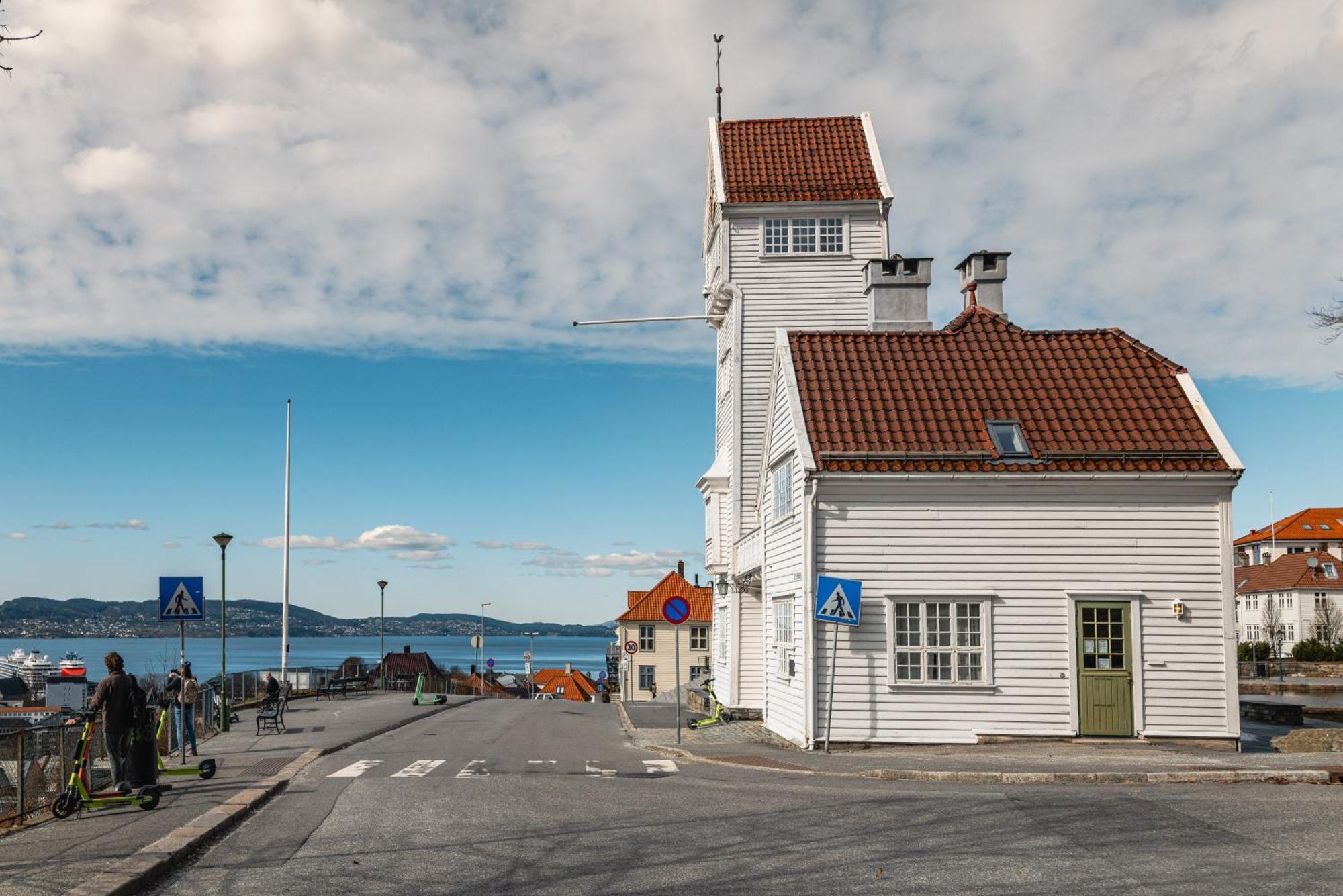 Bryggen // Floyen Living Apartment เบอร์เกน ภายนอก รูปภาพ