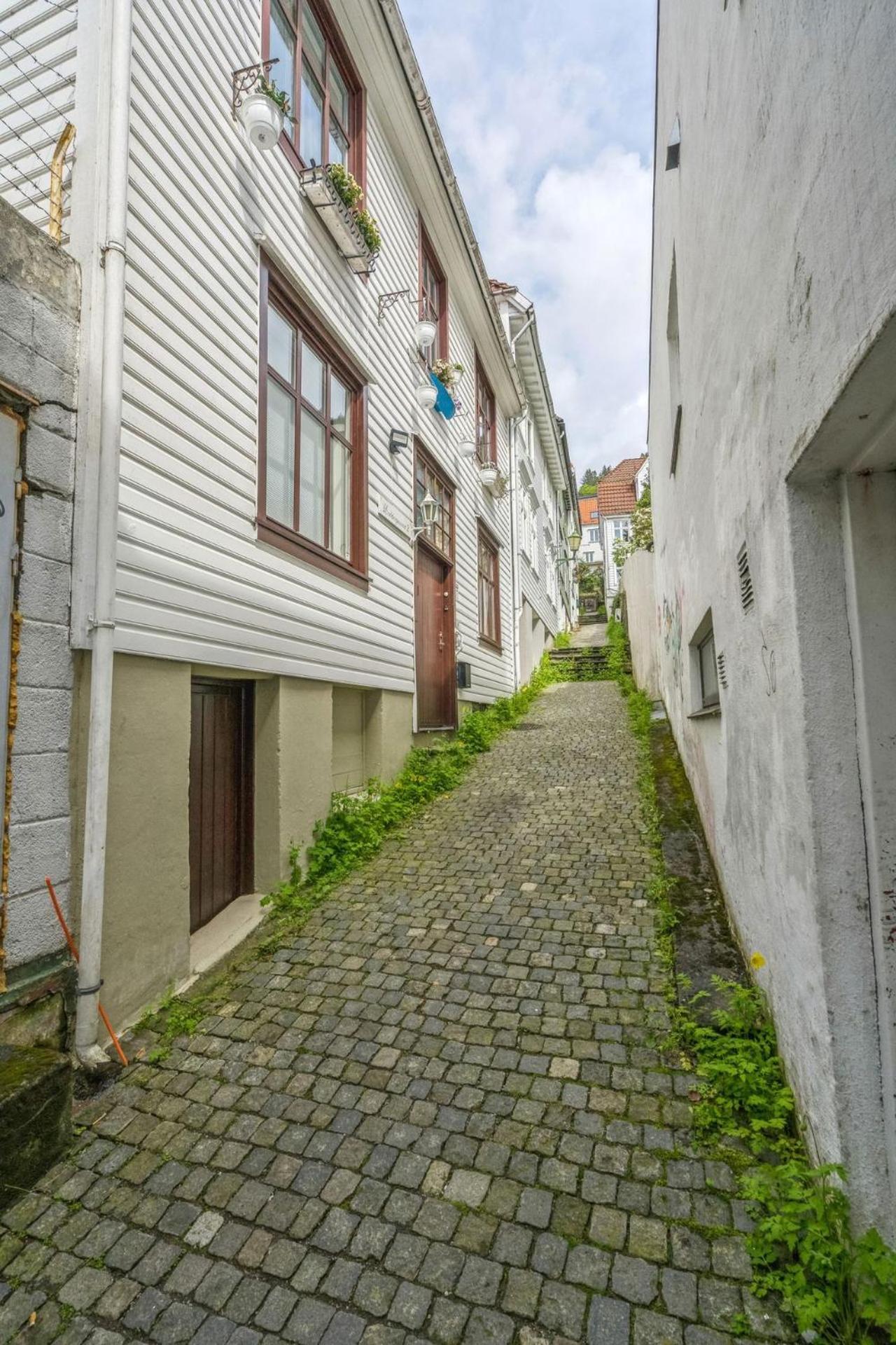 Bryggen // Floyen Living Apartment เบอร์เกน ภายนอก รูปภาพ